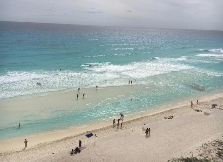 Studio Oceanfront Prime Location Cancun Exterior photo
