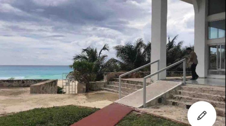 Studio Oceanfront Prime Location Cancun Exterior photo