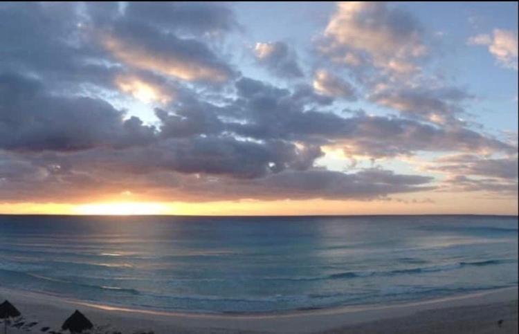 Studio Oceanfront Prime Location Cancun Exterior photo