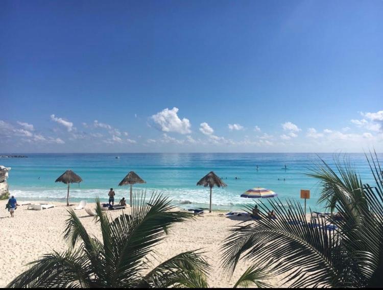 Studio Oceanfront Prime Location Cancun Exterior photo