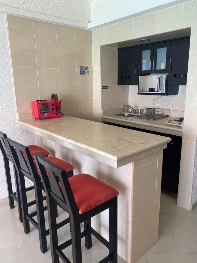 Studio Oceanfront Prime Location Cancun Exterior photo