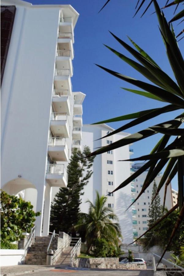 Studio Oceanfront Prime Location Cancun Exterior photo